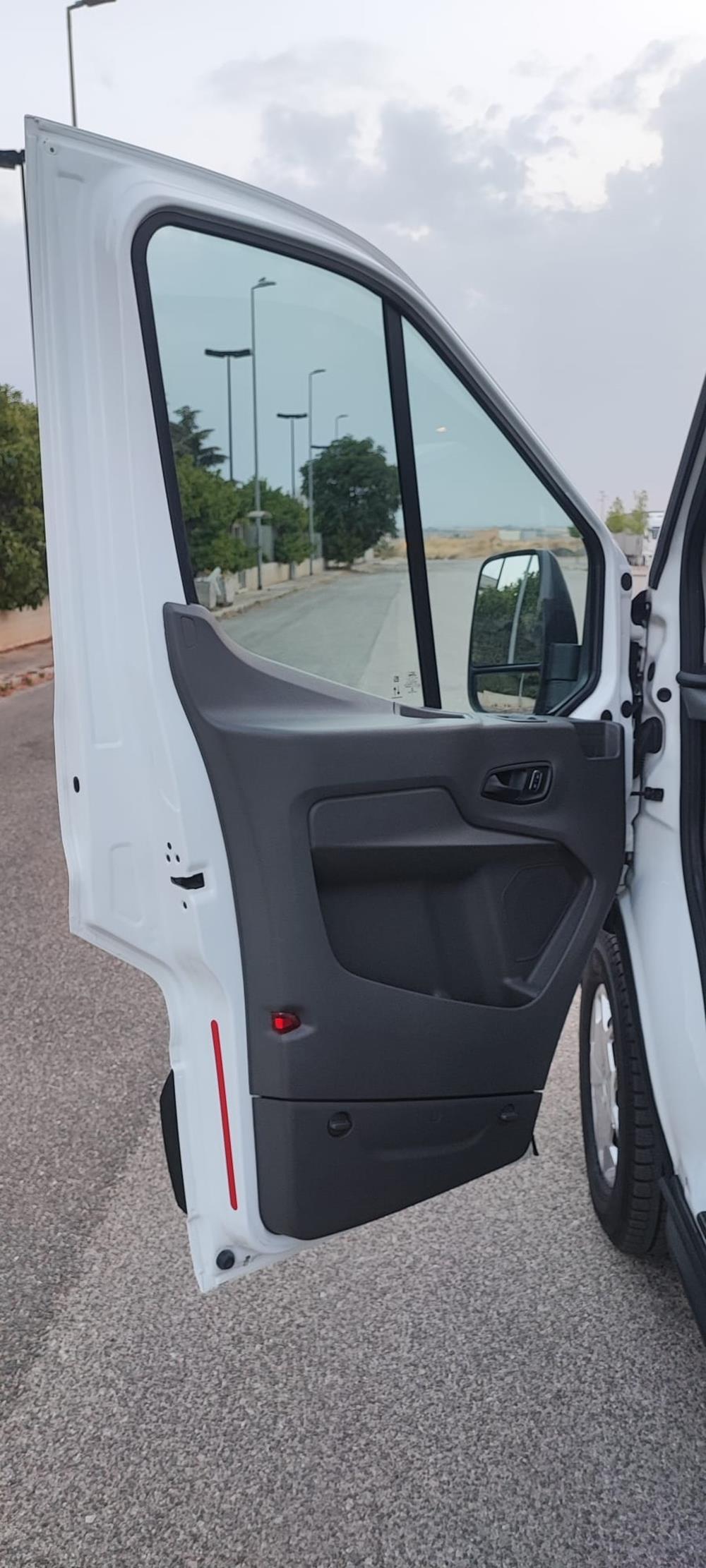 Ford Transit L2H2 Versione Trend Furgone 2.0 TDCI Trend HYBRID Furgone 5530mm. Diesel