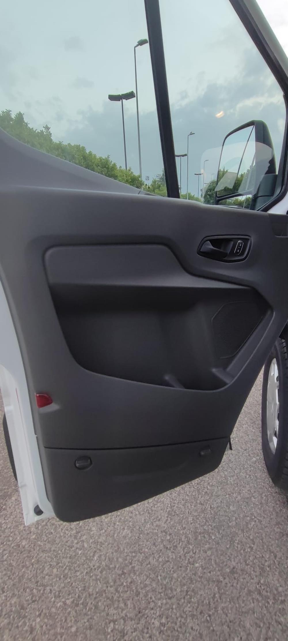 Ford Transit L2H2 Versione Trend Furgone 2.0 TDCI Trend HYBRID Furgone 5530mm. Diesel