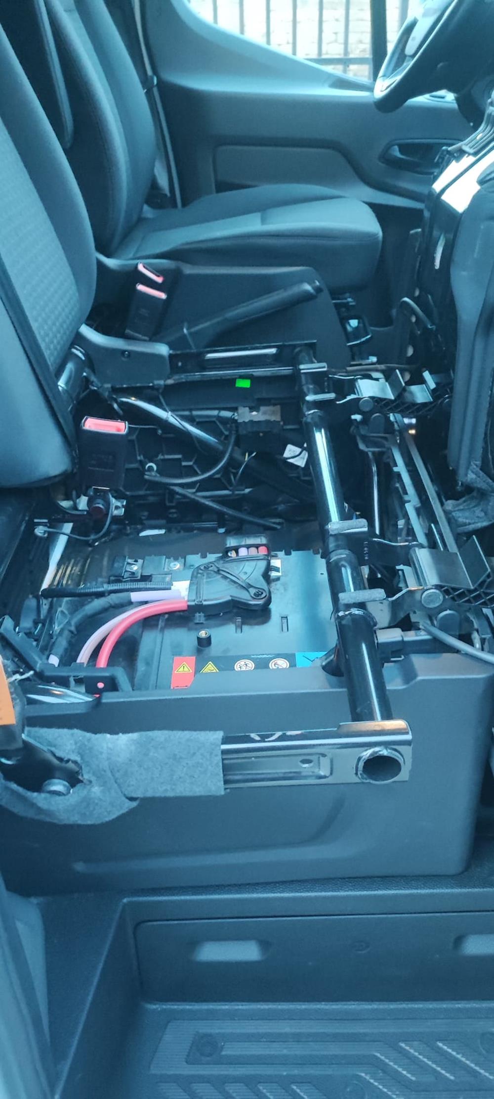 Ford Transit L2H2 Versione Trend Furgone 2.0 TDCI Trend HYBRID Furgone 5530mm. Diesel