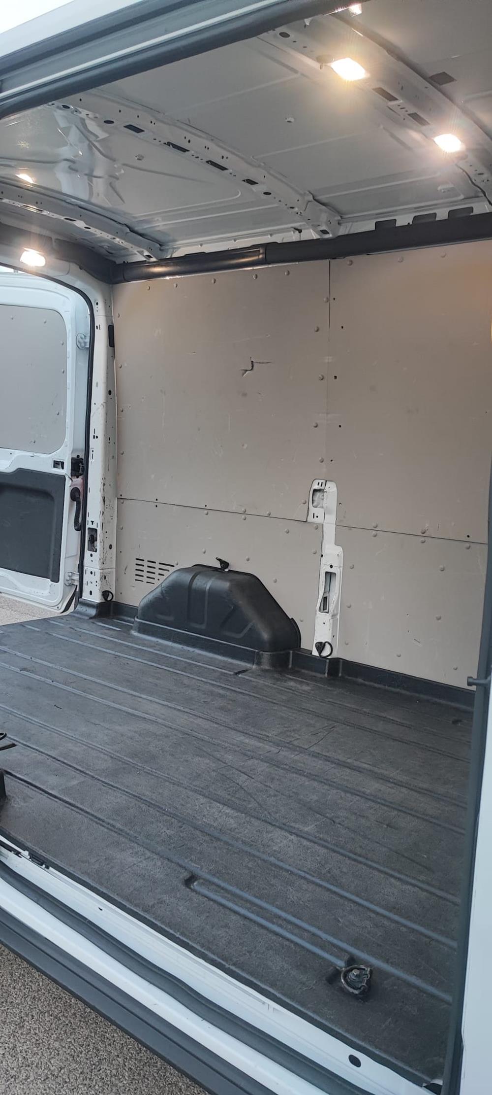 Ford Transit L2H2 Versione Trend Furgone 2.0 TDCI Trend HYBRID Furgone 5530mm. Diesel