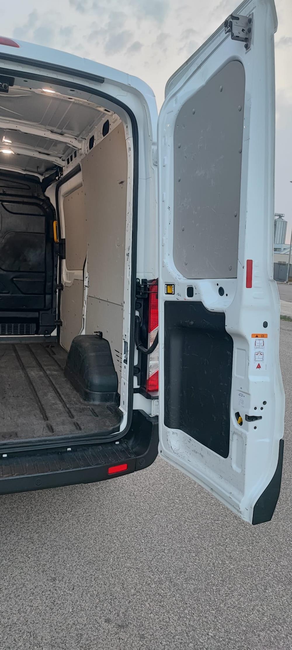 Ford Transit L2H2 Versione Trend Furgone 2.0 TDCI Trend HYBRID Furgone 5530mm. Diesel