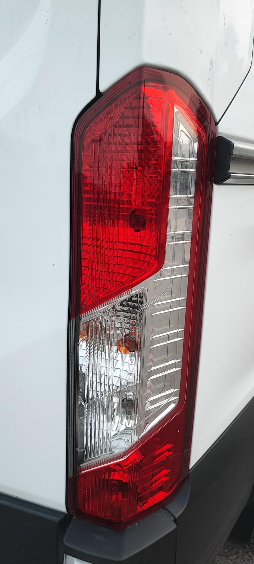 Ford Transit L2H2 Versione Trend Furgone 2.0 TDCI Trend HYBRID Furgone 5530mm. Diesel