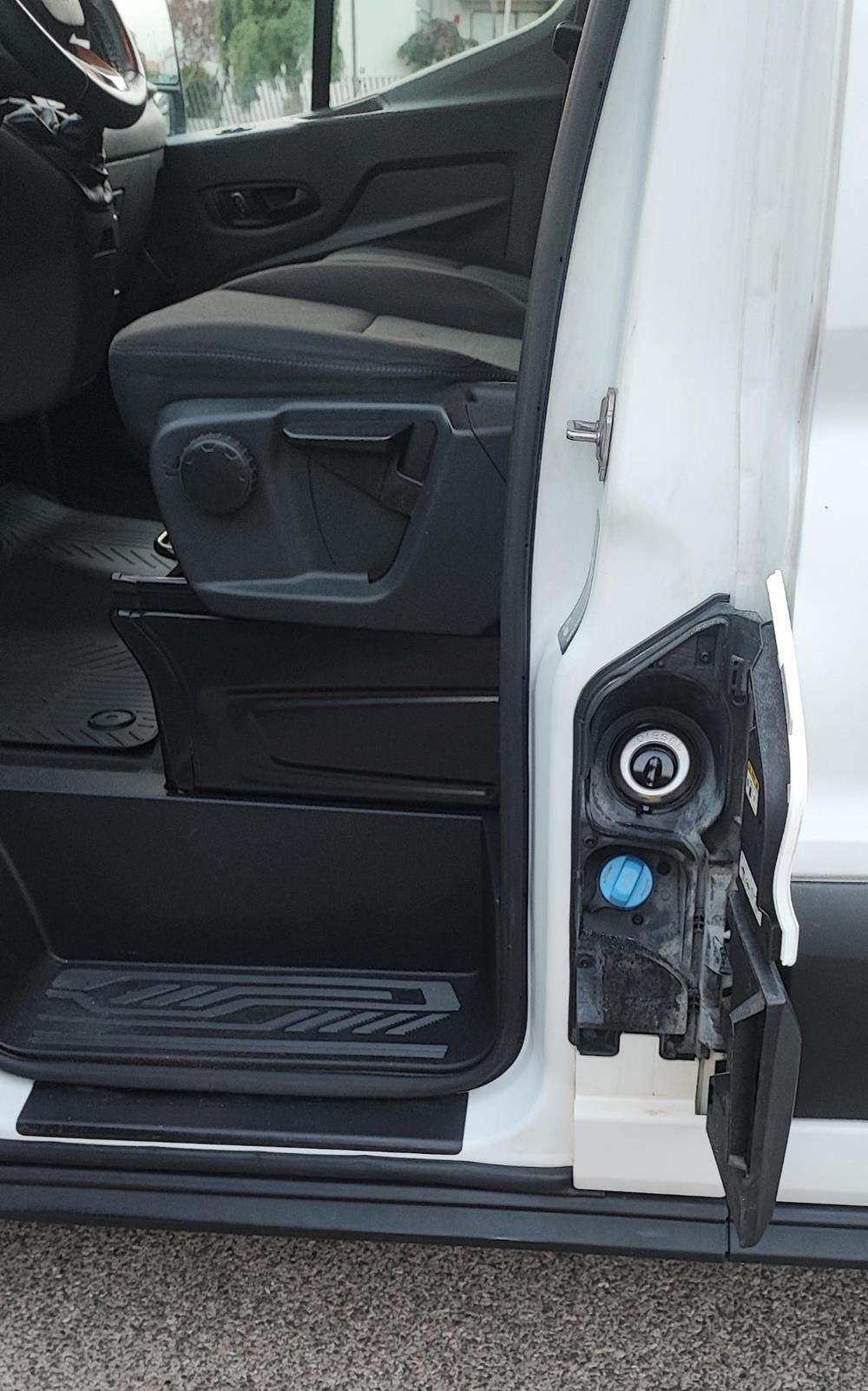 Ford Transit L2H2 Versione Trend Furgone 2.0 TDCI Trend HYBRID Furgone 5530mm. Diesel