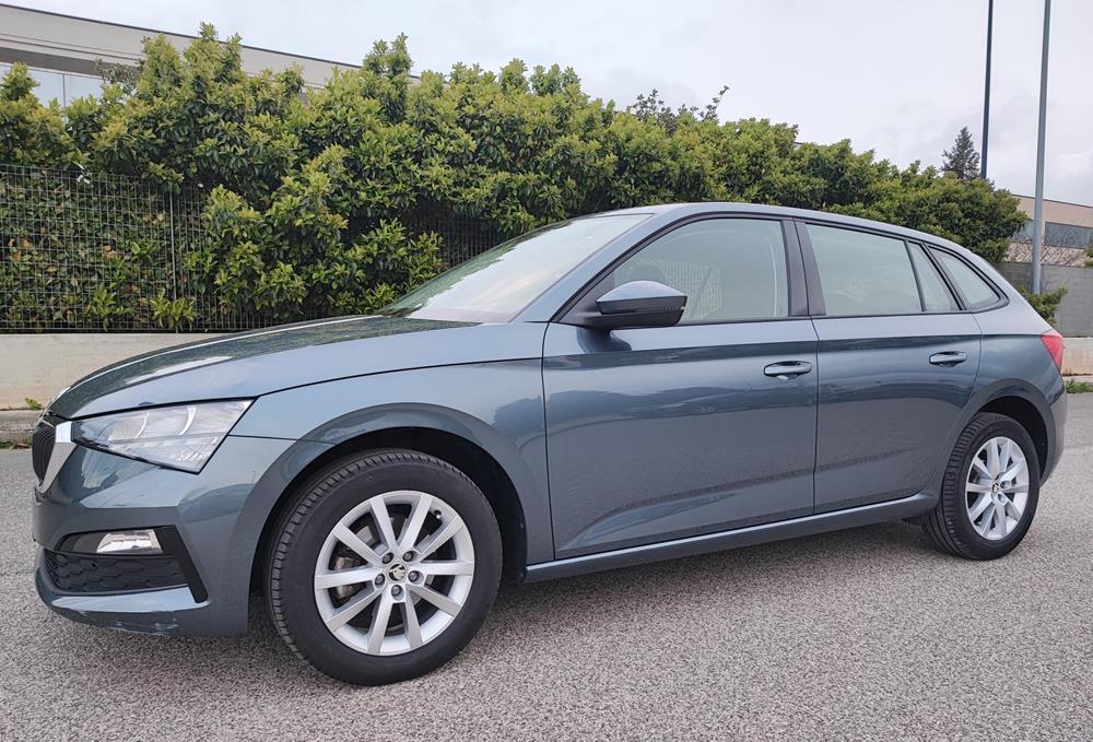 Skoda Scala 1.6TDI DSG 116cv. 85kw.... Ambition Hatchback Diesel