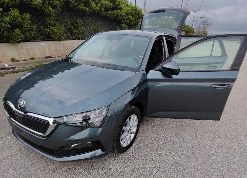 Skoda Scala 1.6TDI DSG 116cv. 85kw.... Ambition Hatchback Diesel