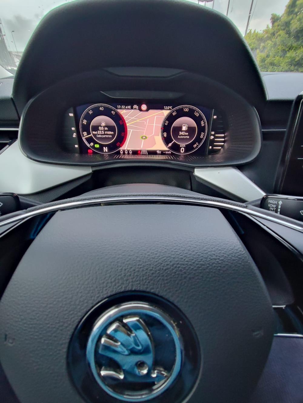 Skoda Scala 1.6TDI DSG 116cv. 85kw.... Ambition Hatchback Diesel