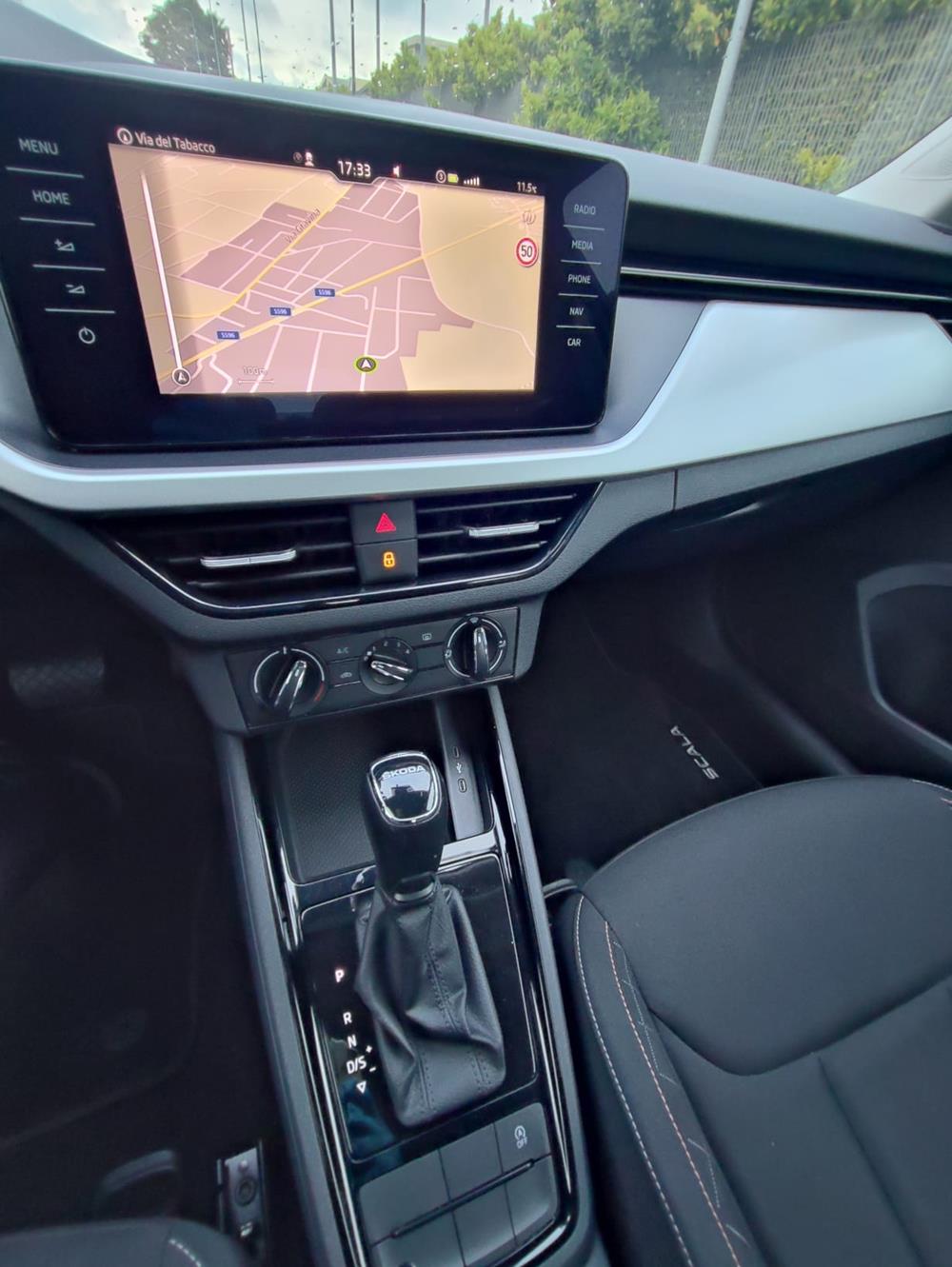 Skoda Scala 1.6TDI DSG 116cv. 85kw.... Ambition Hatchback Diesel