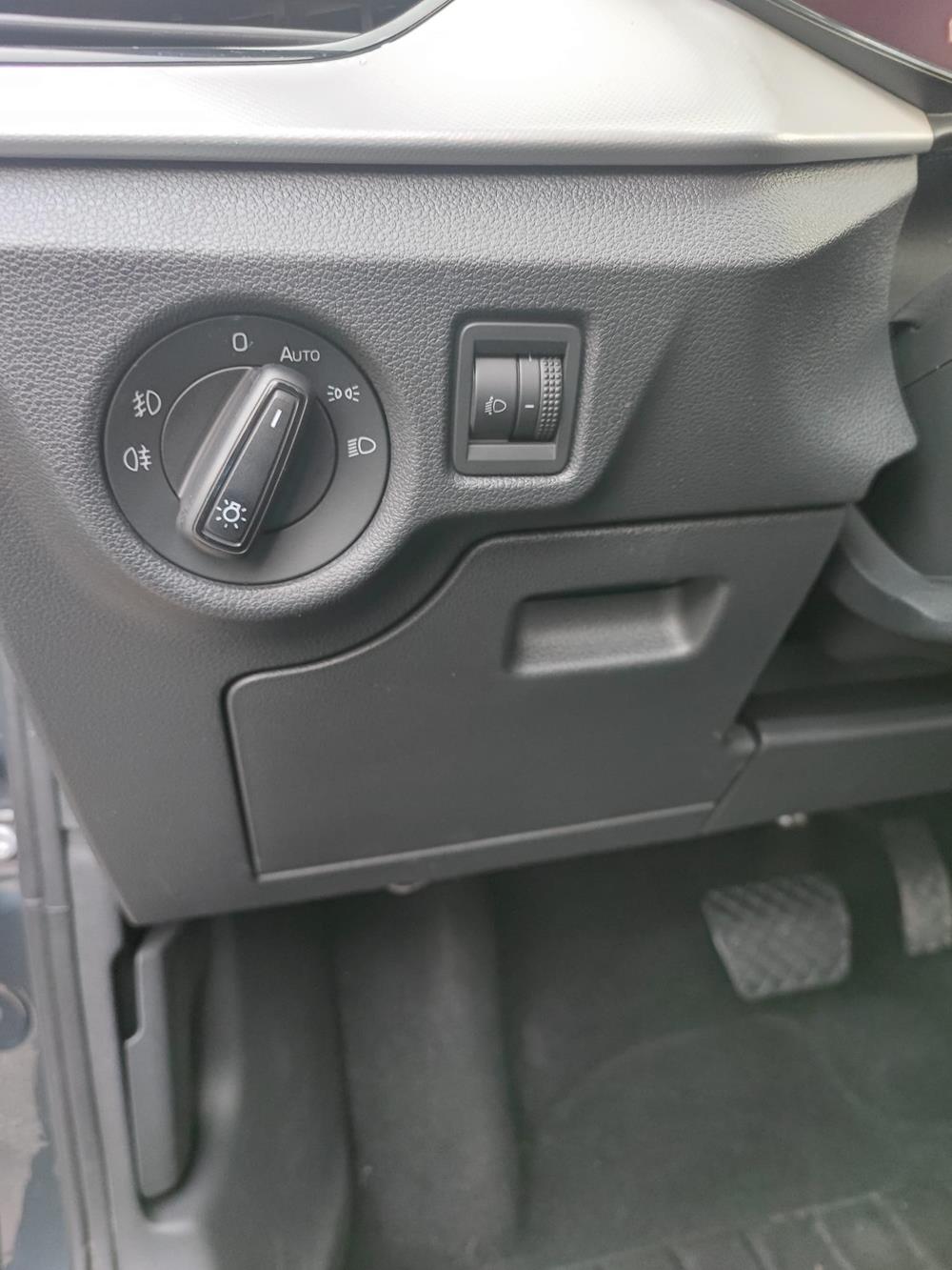 Skoda Scala 1.6TDI DSG 116cv. 85kw.... Ambition Hatchback Diesel