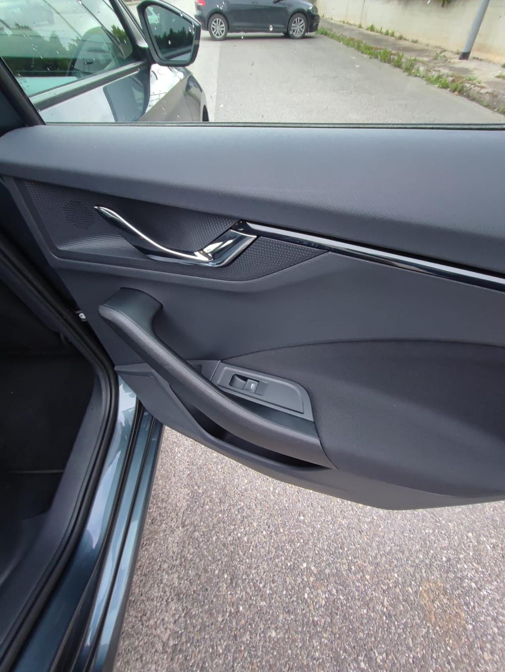 Skoda Scala 1.6TDI DSG 116cv. 85kw.... Ambition Hatchback Diesel