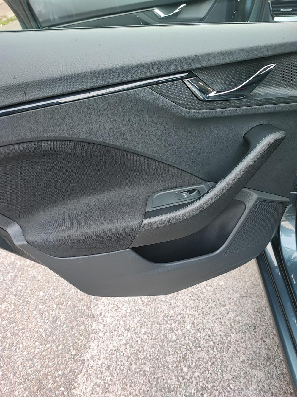 Skoda Scala 1.6TDI DSG 116cv. 85kw.... Ambition Hatchback Diesel