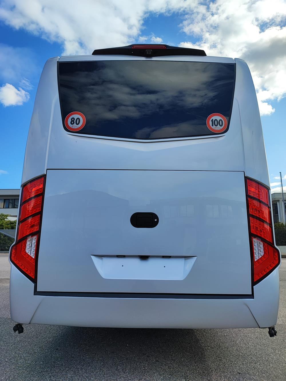 Nuovo Pegaso PEGASO Telaio IVECO Daily  8,50mt. Gran Turismo Luxury 8500mm. Diesel