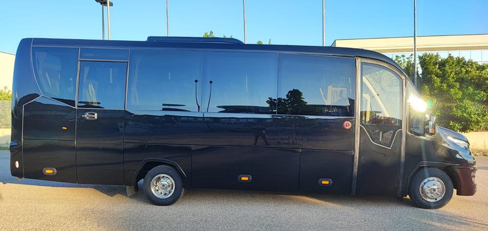 Nuovo Pegaso PEGASO Telaio IVECO Daily 8,50mt. Gran Turismo Luxury 8500mm. Diesel