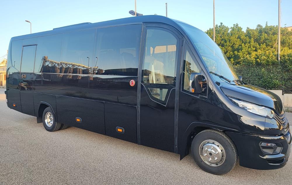 Nuovo Pegaso PEGASO Telaio IVECO Daily 8,50mt. Gran Turismo Luxury 8500mm. Diesel