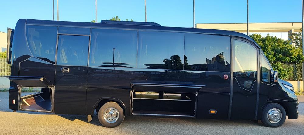 Nuovo Pegaso PEGASO Telaio IVECO Daily 8,50mt. Gran Turismo Luxury 8500mm. Diesel