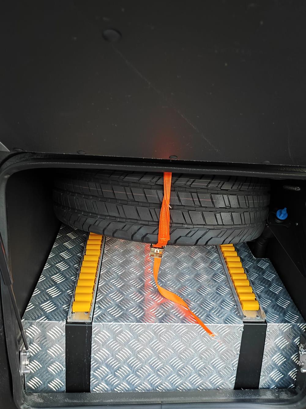 Nuovo Pegaso PEGASO Telaio IVECO Daily 8,50mt. Gran Turismo Luxury 8500mm. Diesel