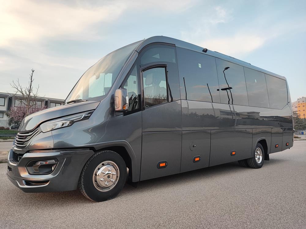 Nuovo Pegaso PEGASO Telaio IVECO Daily 8,50mt. Gran Turismo Luxury 8500mm. Diesel
