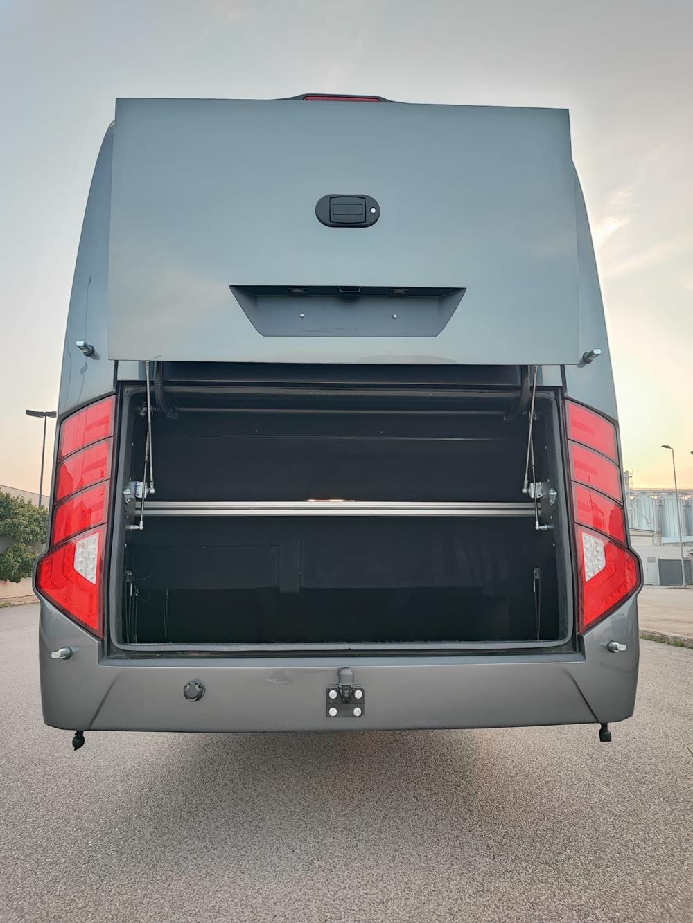 Nuovo Pegaso PEGASO Telaio IVECO Daily 8,50mt. Gran Turismo Luxury 8500mm. Diesel