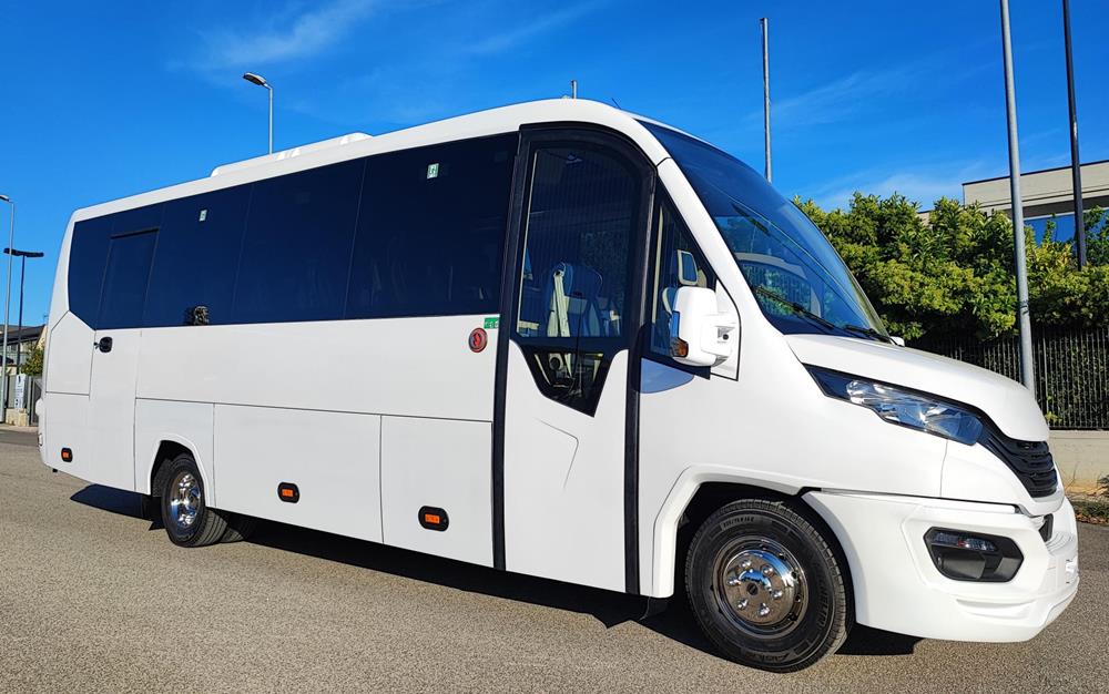 Nuovo Pegaso PEGASO Telaio IVECO Daily 8,50mt. Gran Turismo Luxury 8500mm. Diesel