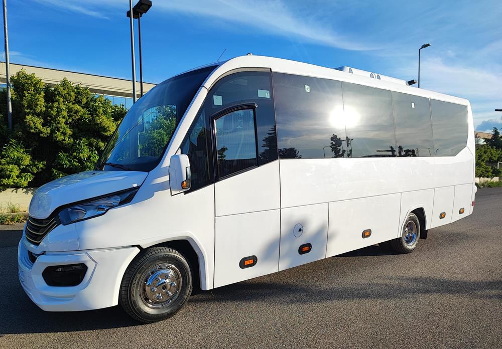 Nuovo Pegaso PEGASO Telaio IVECO Daily 8,50mt. Gran Turismo Luxury 8500mm. Diesel