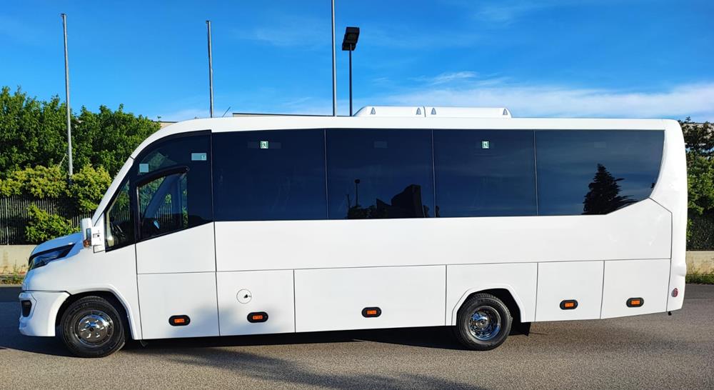 Nuovo Pegaso PEGASO Telaio IVECO Daily 8,50mt. Gran Turismo Luxury 8500mm. Diesel