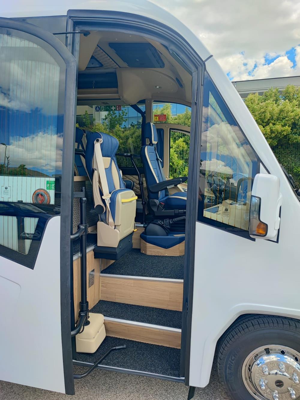 Nuovo Pegaso PEGASO Telaio IVECO Daily 8,50mt. Gran Turismo Luxury 8500mm. Diesel