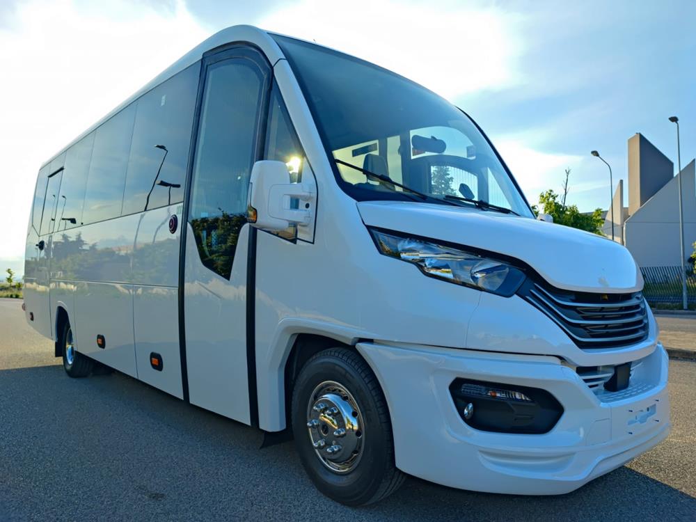 Nuovo Pegaso PEGASO Telaio IVECO Daily 8,50mt. Gran Turismo Luxury 8500mm. Diesel