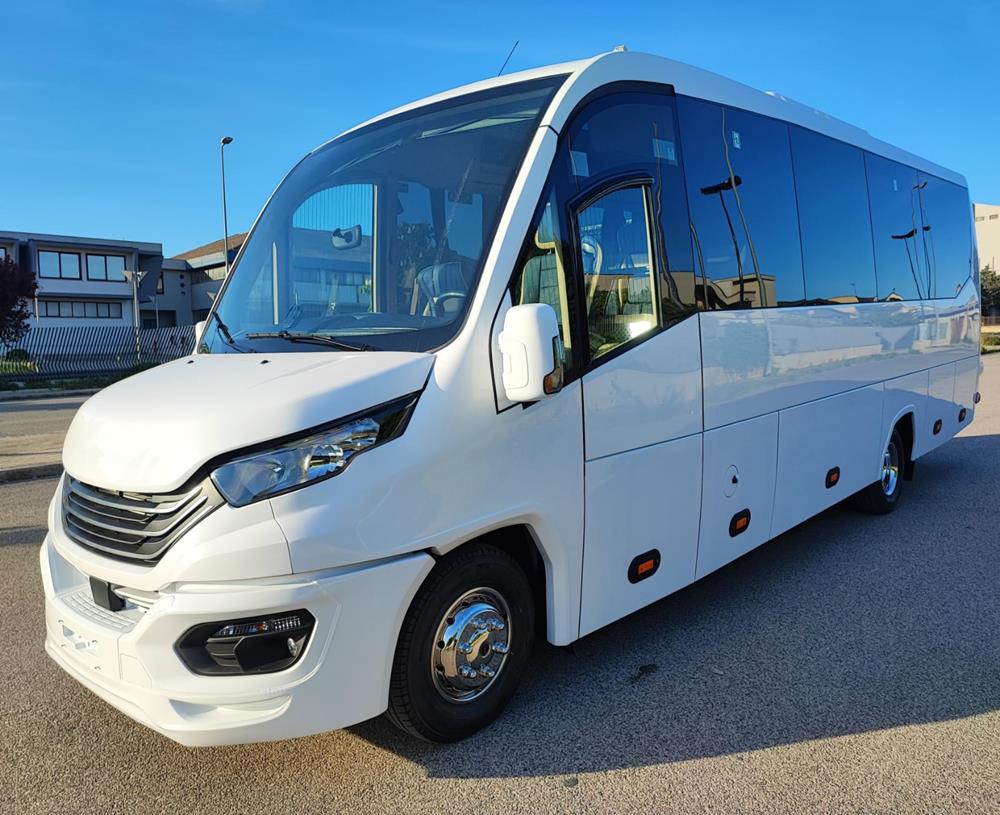 Nuovo Pegaso PEGASO Telaio IVECO Daily 8,50mt. Gran Turismo Luxury 8500mm. Diesel