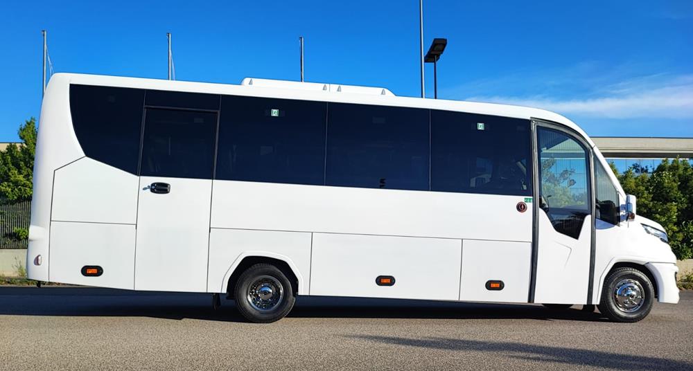 Nuovo Pegaso PEGASO Telaio IVECO Daily 8,50mt. Gran Turismo Luxury 8500mm. Diesel