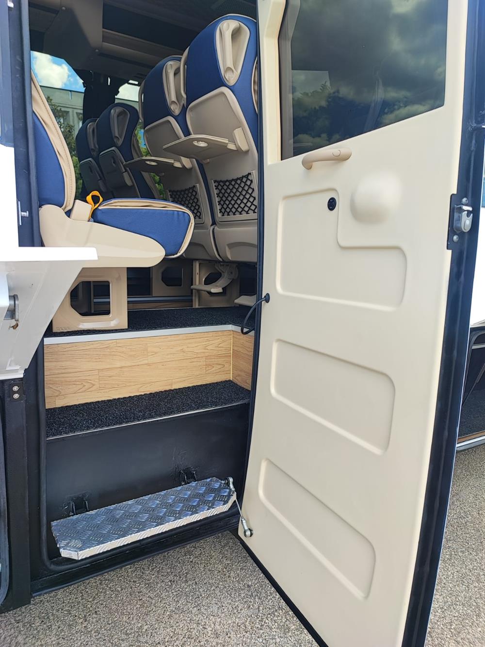 Nuovo Pegaso PEGASO Telaio IVECO Daily 8,50mt. Gran Turismo Luxury 8500mm. Diesel