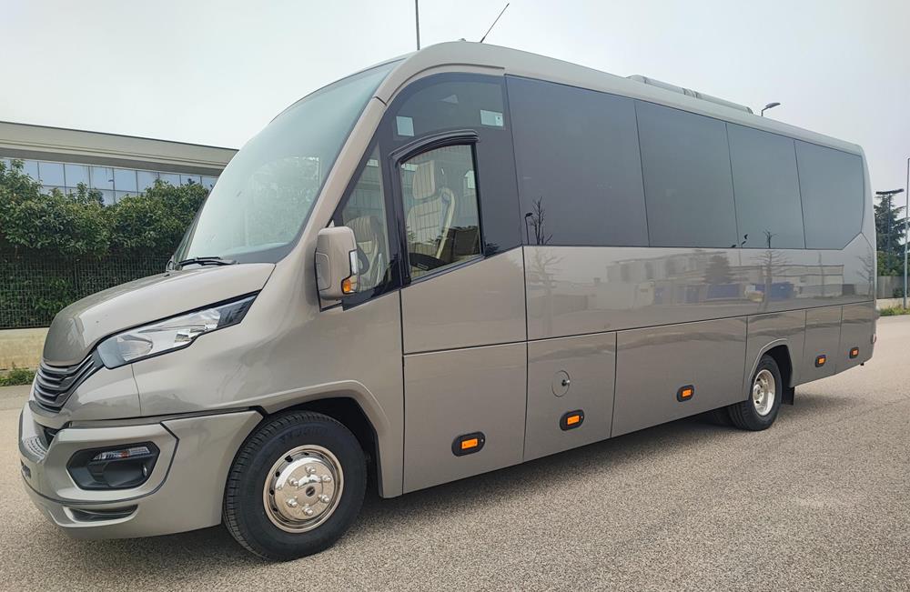 Nuovo Pegaso PEGASO Telaio IVECO Daily 8,50mt. Gran Turismo Luxury 8500mm. Diesel