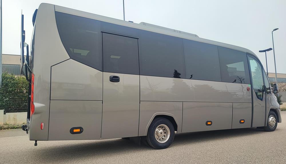 Nuovo Pegaso PEGASO Telaio IVECO Daily 8,50mt. Gran Turismo Luxury 8500mm. Diesel